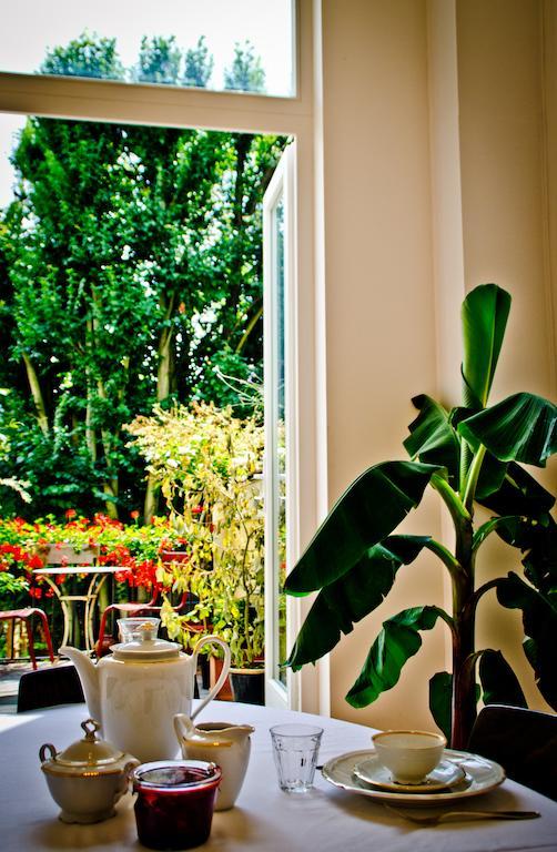 House Ninety Guesthouse Ixelles ภายนอก รูปภาพ
