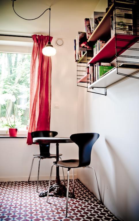House Ninety Guesthouse Ixelles ภายนอก รูปภาพ